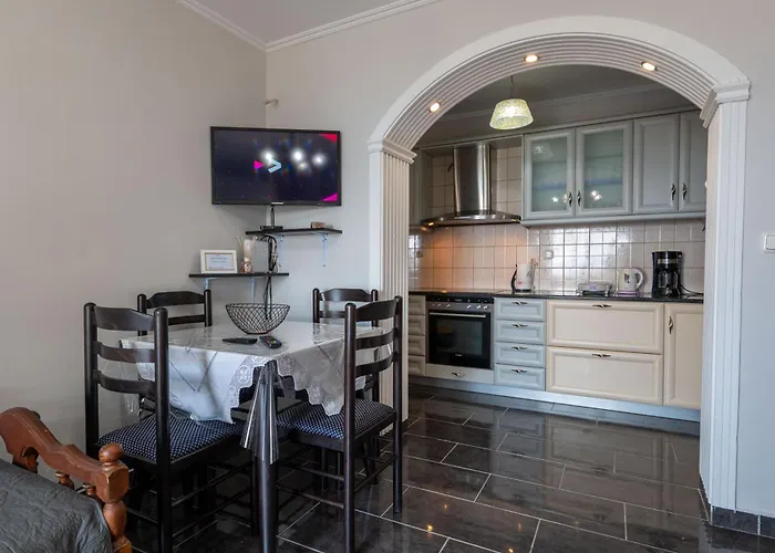 Aurora Apartment